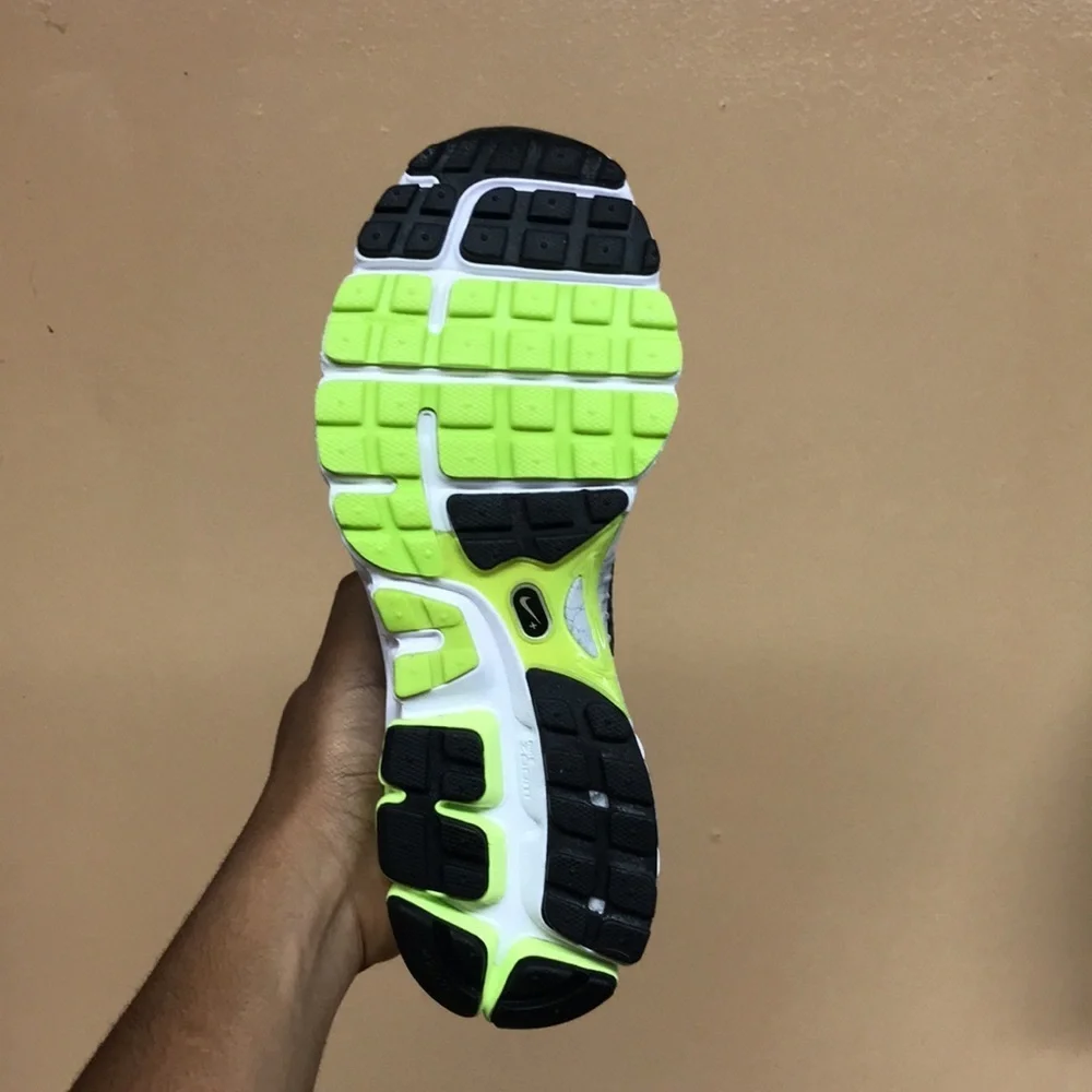 Nike Zoom Structure Plus 15 “Gray Volt”